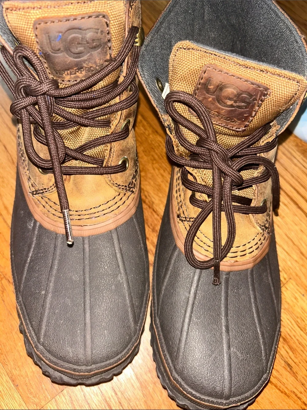 Men's Ugg Brown/Tan Duck Boots - Lace-Up Waterproof Outdoor Shoes size 9